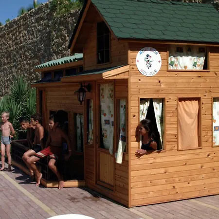 Akropol Курортний комплекс 4*